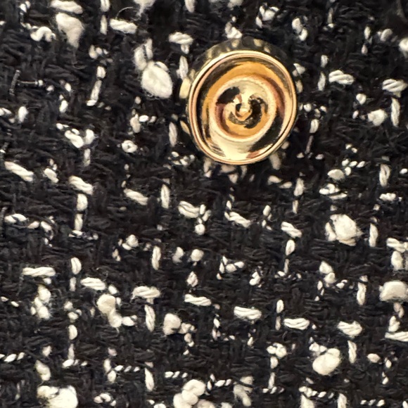 Zara Black and White Tweed Cropped Blazer - Picture 4 of 6